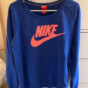 Nike sweatshirt